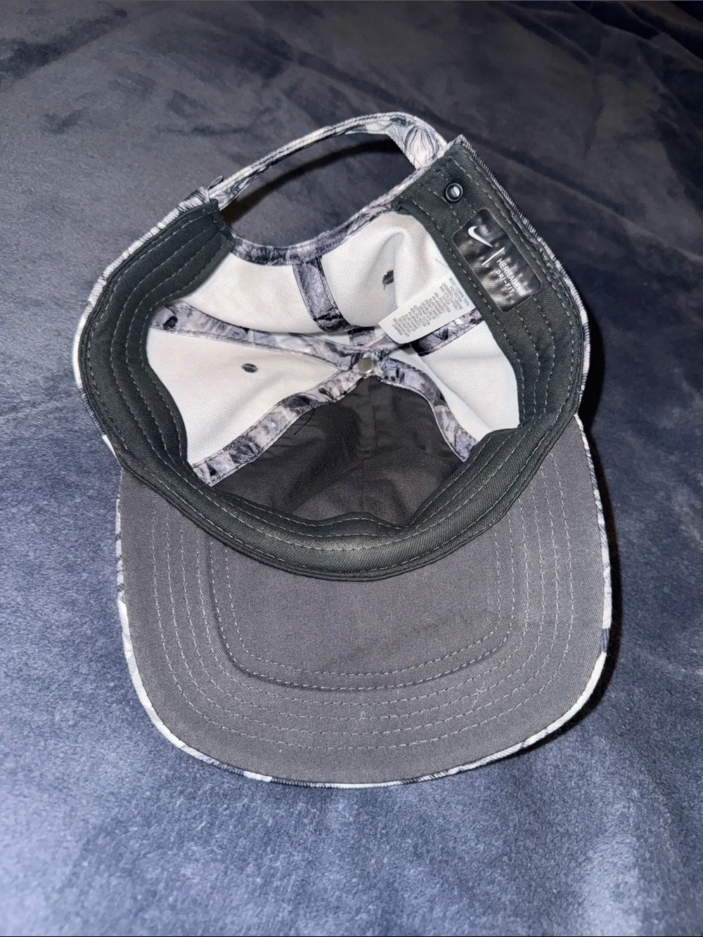 Nike Heritage86 Floral dry-fit Cap